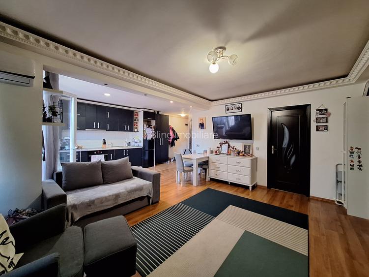 Apartament cu 3 camere, 64 mp, parcare, zona Terra - 3