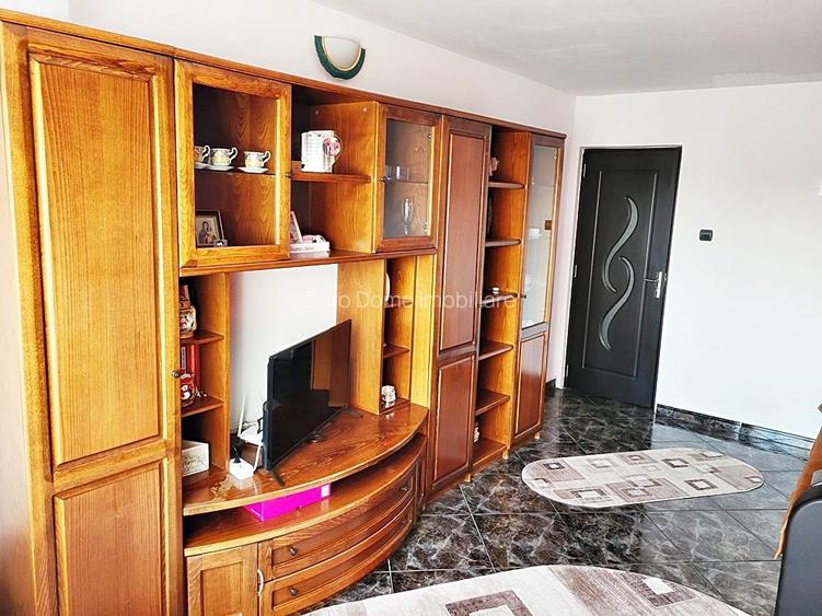 Codlea, apartament 2 camere decomandat, etaj 1, mobilat, 73000 euro - 2