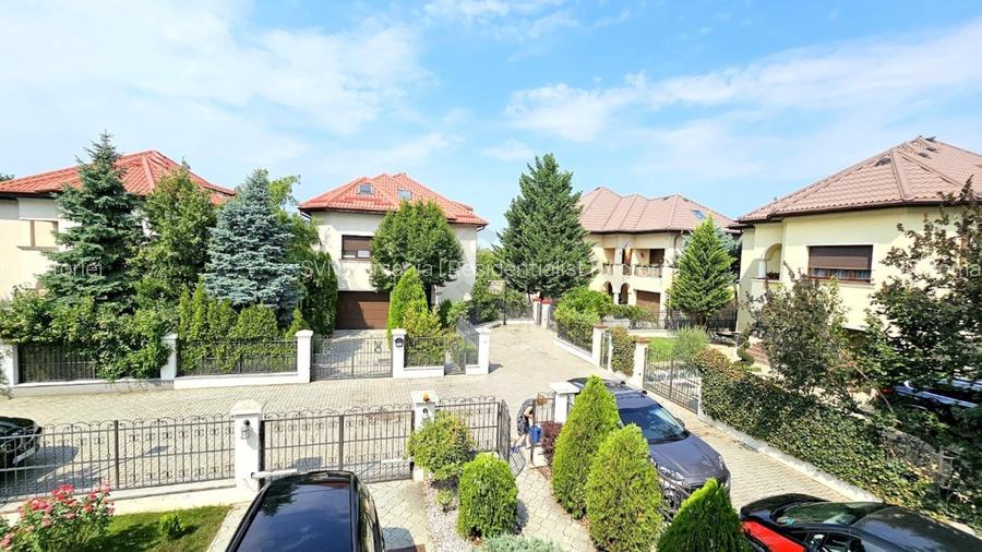 REV2004359 Casa Deosebita Individuala Baneasa 7 camere cu teren - 2