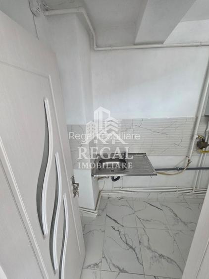 Garsonieră 28 mp + balcon – zona M4 – etaj 1 - 7