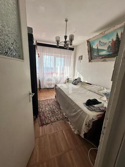 Apartament 4 camere ,Et 7/8 , Calea București