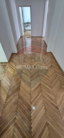 Casa 15 camere de vanzare zona Universitate + spatiu comercial parter - 37