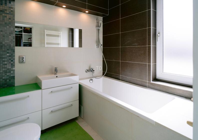 CASA DEOSEBITA IN ZONA REZIDENTIALA - PLANTELOR - MANTULEASA - ARMENEASCA - 17