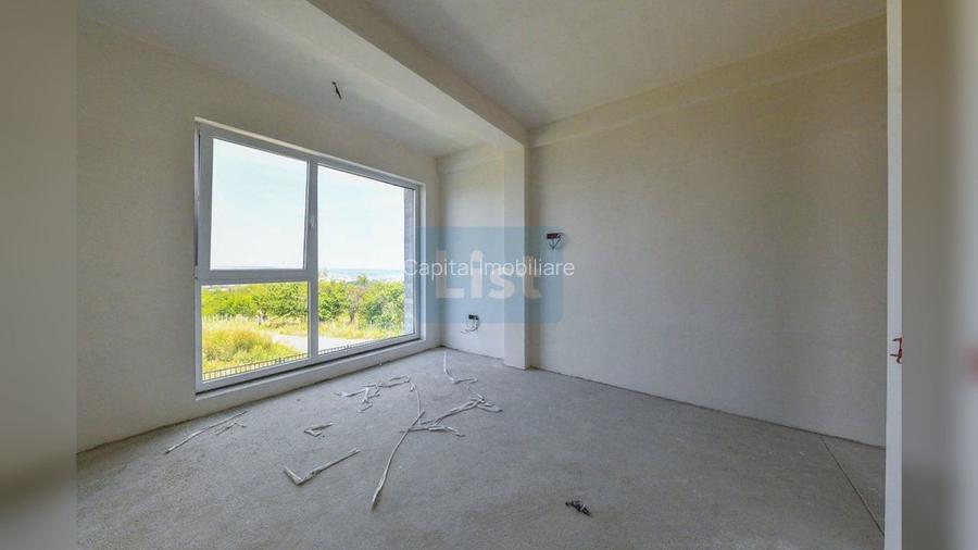 COMISION 0! Casa individuala 220 mp, Teren 400 mp, Zona Aroma - 8