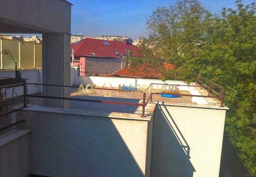 Vila de inchiriat | Crangasi | Metrou | x4 Parcare | Pretabil sediu firma - 8