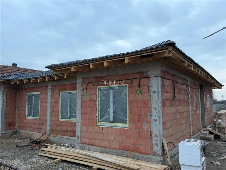 Duplex la asfalt - personalizare interioara - 3 bai. - 3