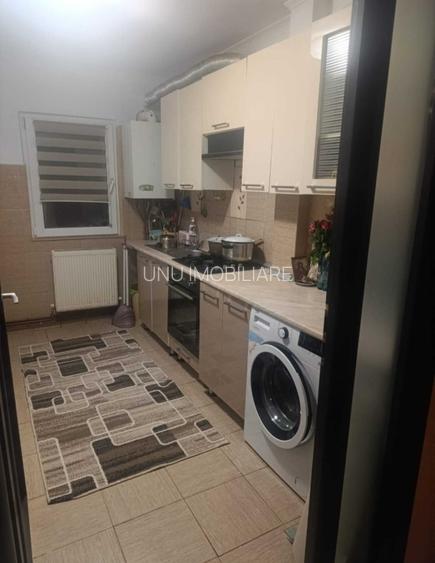 Etaj 2-Gradinari-Iulius Mall-3 Camere Decomandat 66mp-doua bai-bloc 80' - 8