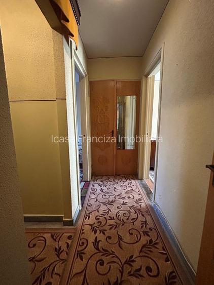 Propunem spre vanzare apartament 3 camere semidecomandat Drumul Taberei - 4