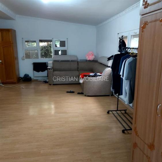 Super! Ap 2 cam Viziru 1, 69 mp PARTER cu balcon 30 mp - 2