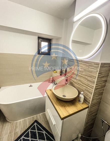 Inchiriez apartament central doua camere - 6