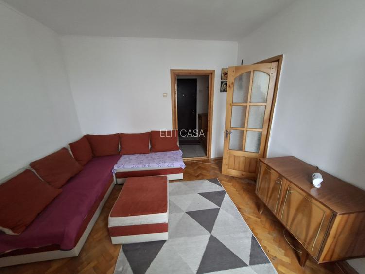 Apartament cu 2 camere, zona Tatarasi - 3