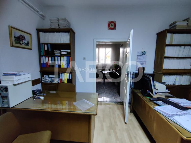 De inchiriat fabrica de productie cu birouri si parcari in Sibiu - 2