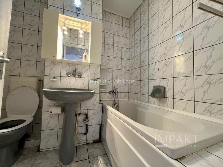 Persoana fizica vand sau schimb 3 camere grigorescu zona O Ghibu . - 5