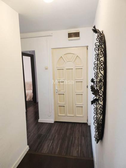 Apartament mobilat3 camere-Tractoru - 9