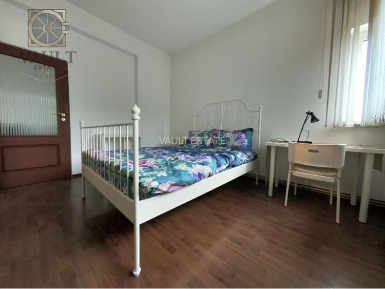 Apartament 2 camere - centrala proprie + boxa  - zona Mosilor - Risc Seismic 1 - 3