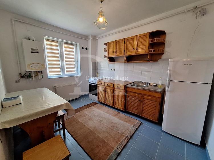 Apartament etaj intermediar / Zona Florilor - 4