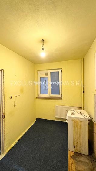 LUICA - Vanzare apartament 3 camere - bloc Anvelopat ! - 16