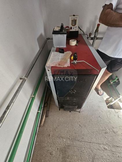 Casă solidă din cărămidă, mobilată, garaj, teren generos – Tarcău - 17