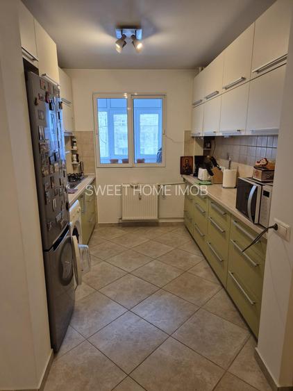 Titan-Fizicienilor 3 camere decomandat - 17