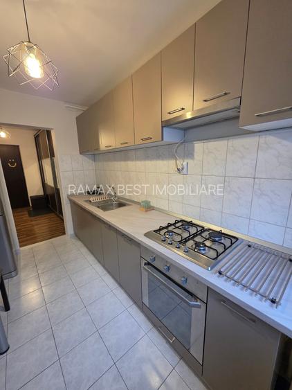 Basarabia, 10 minute metrou Piata Muncii, pe Campia Libertatii - 11