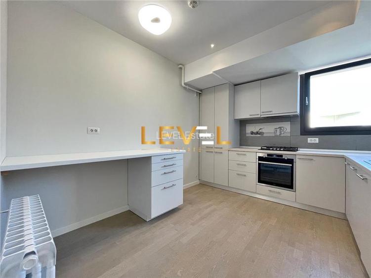 [VIDEO] Apartament 4 Camere de Vanzare - Parcare Inclusa - 300m Parcul Herastrau - 13