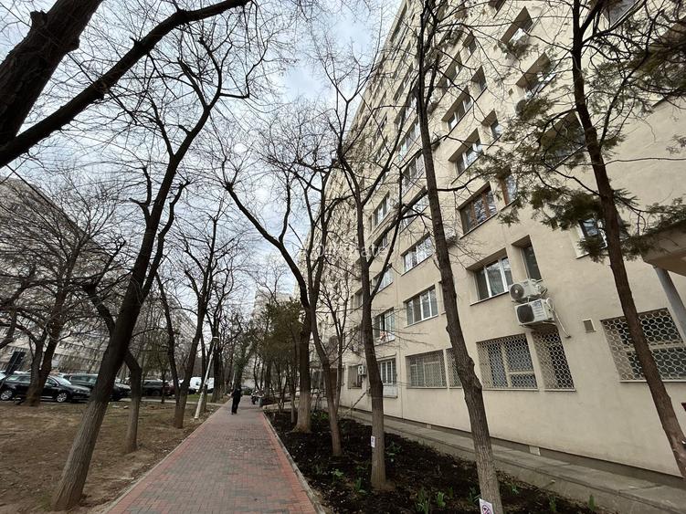 Dristor 2 Camere Etaj 1 Bloc Reabilitat 52 Mp Instalatii Schimbate 3 Min Metrou - 15