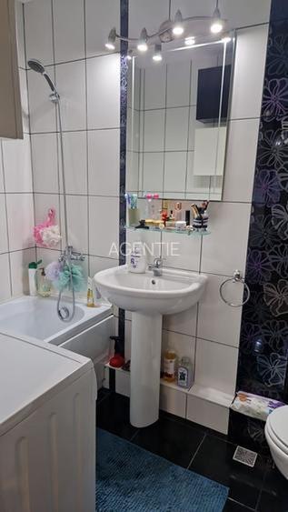 Unirii-Matei Basarab bloc 1993 - 6