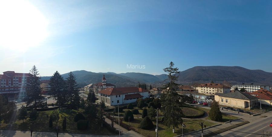 Apartament 3 camere, 73,47 m2 cu balcon închis, etaj 4, Central,oras Tg Ocna - 8