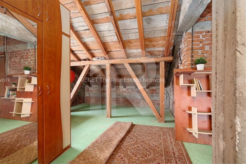 Casa spațioasă cu vedere la Lacul Grivița | 5 dormitoare | teren 793 mp - 32