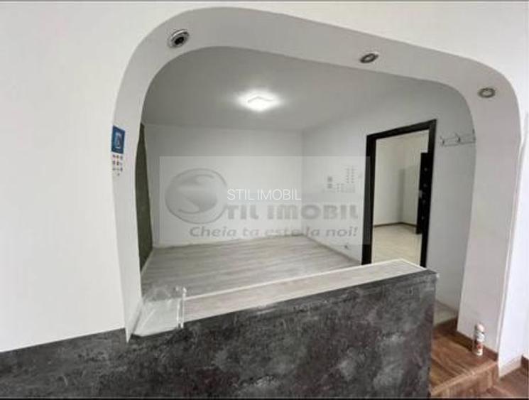 Spațiu comercial de vânzare – Splai Bahlui Mal Drept-85 000 € - 2