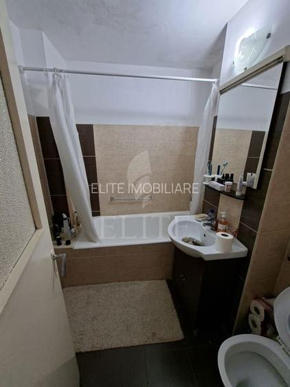 Apartament 4 camere în zona CALEA FLORESTI - 11