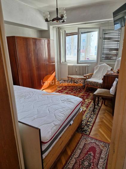 3 camere Ion Mihalache-Piata 1 MAi - 5