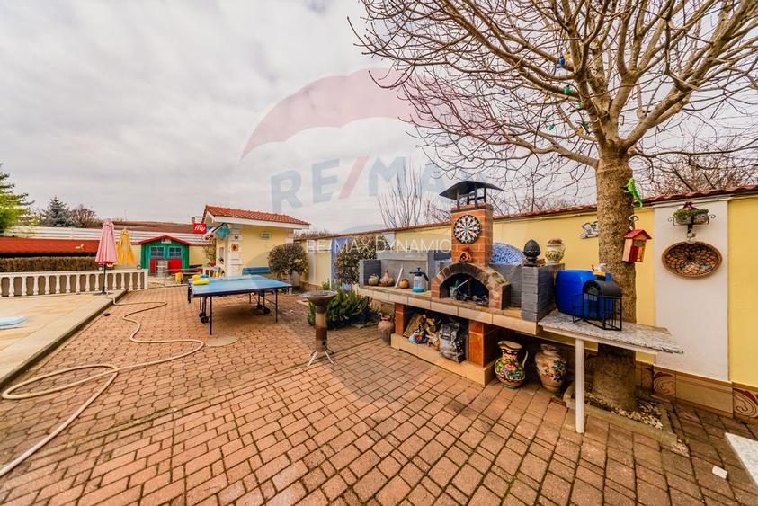 Vilă cu 4 camere de vânzare 921 mp zona Subcetate,Arad - 33