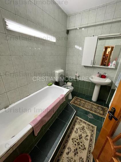 Super Pozitie ! Vila P+1+M zona Centrala 640mp construiti - 15