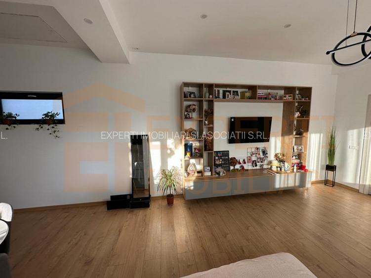 Casa 3 camere, noua la cheie in zona   POD BUTELII, - 12