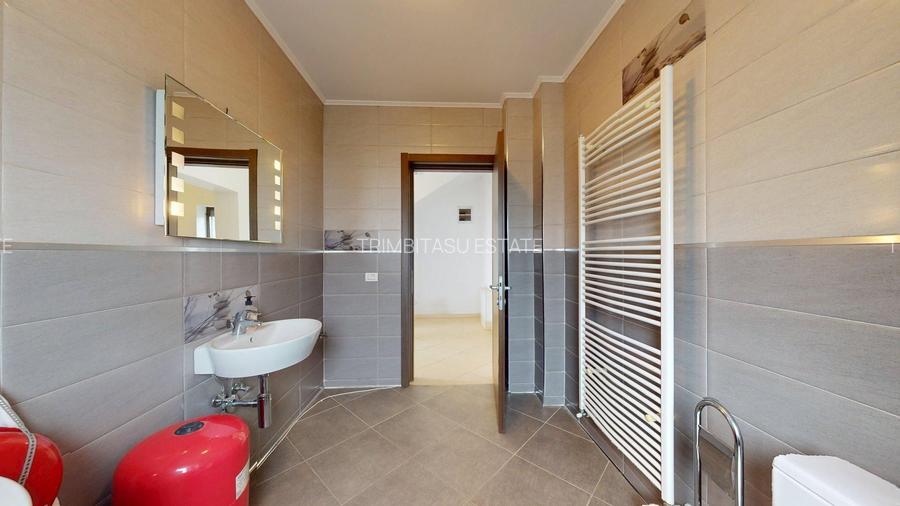 Oportunitate Excepțională de Investiție și Dezvoltare Imobiliară! - 28