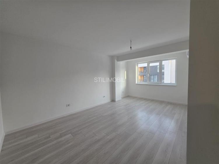Apartament 2 camere - Etaj 1, balcon închis - Str. Soarelui, Păcurari - 3