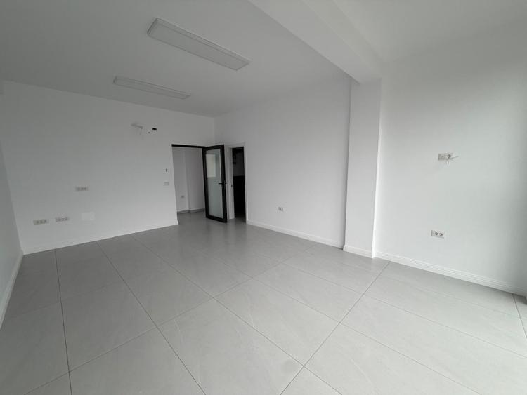Spatiu de inchiriat, cladire noua, 30 mp, Radauti