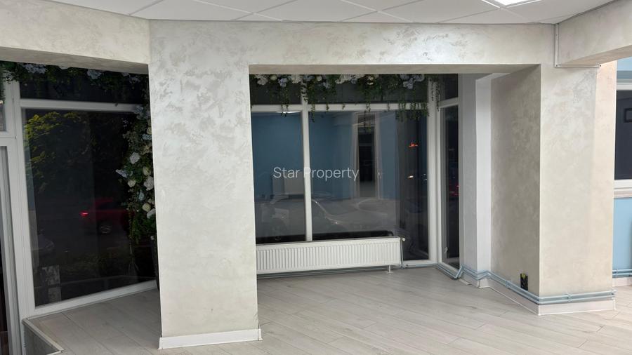 Spațiu comercial stradal, 60 mp — Bd. Chișinău, aproape de Bd. Basarabia
