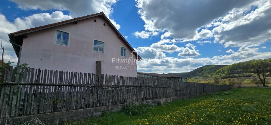 Clădire multifuncțională de vânzare, 470mp utili/nivel, Saes, judet Mures - 2