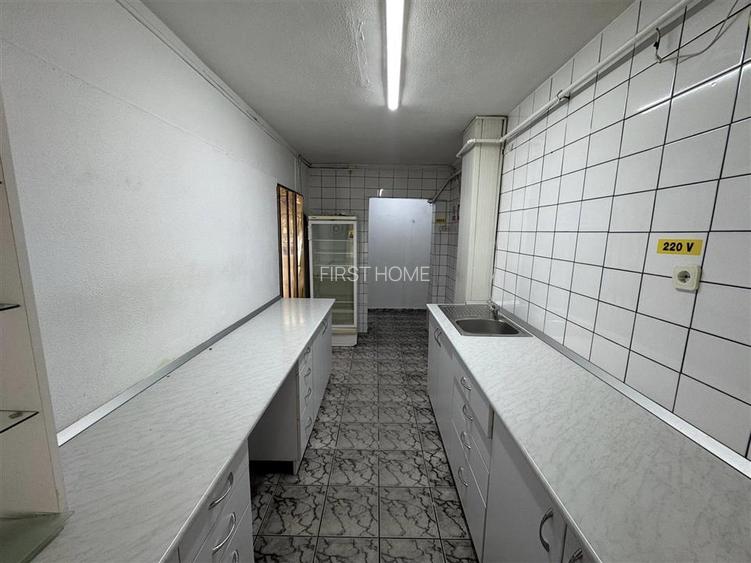 Spatiu Comercial Piata Moldovei Focsani - Fosta FARMACIE - 8