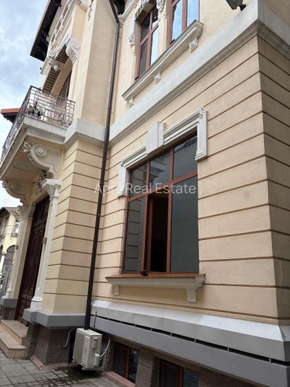 Romana, Rosetti, casa S+P+1+M, 732mp, 14 camere, 1.600.000Euro - 2