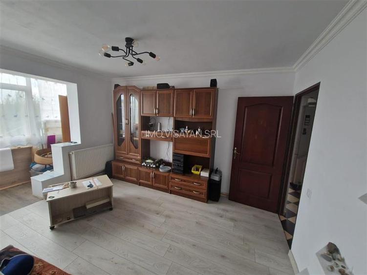 apartament 3 camere,oras Cisnadie,jud.Sibiu,comision 0 - 5