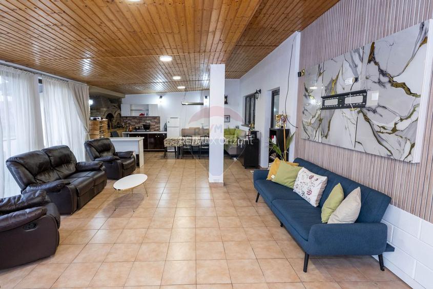 Vila 5 camere complet mobilata, foișor, teren generos - 35