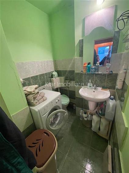 Apartament de vanzare 3 camere zona Intre Lacuri - 11