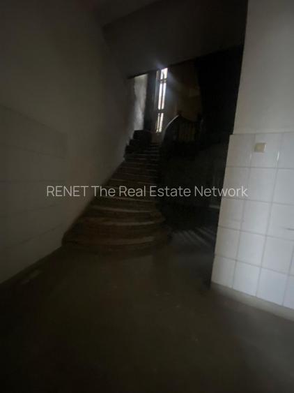 SE VINDE FOSTA CLINICA NECESITA RENOVARE IN ZONA CENTRALA FOISORUL DE FOC - 7