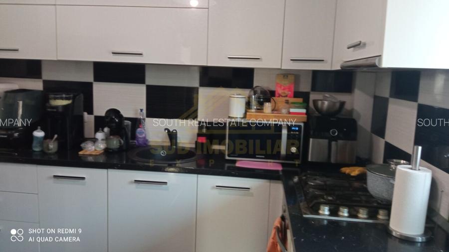 Duplex P+1+M teren 250mp Str Scolii - 25