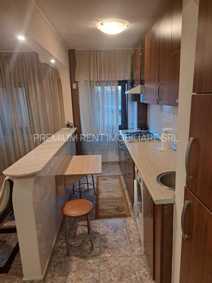 Vitan, garsoniera, 3 minute mall Vitan, 320 euro, etaj 2,  bloc reabilitat - 10