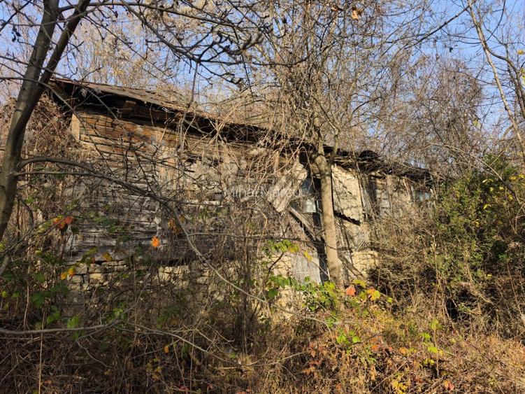 Teren intravilan Breaza 4,000mp utilitati. Panorama superba. Parcelabil - 2