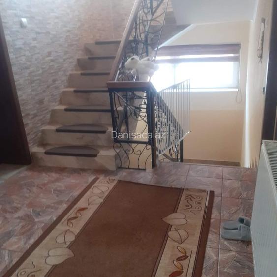 Casă/ Vilă de Vînzare  - 12